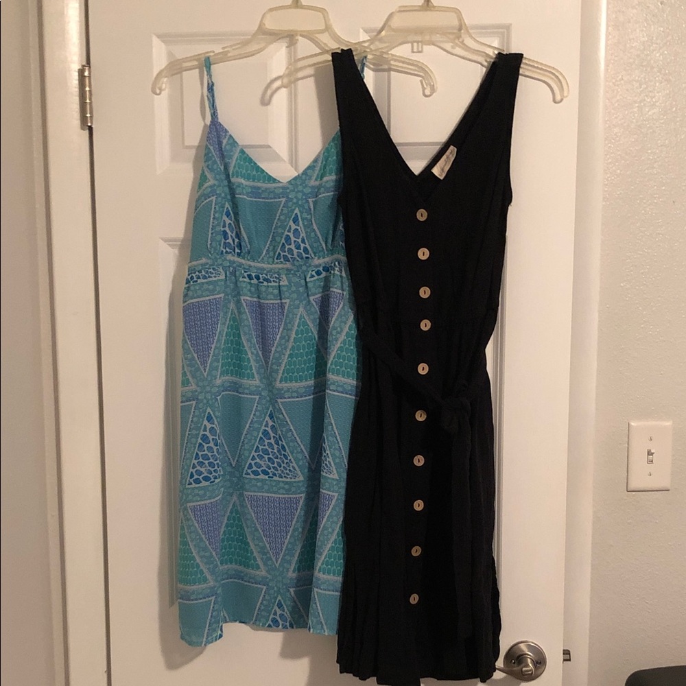 Women’s Lot Sleeveless Dresses